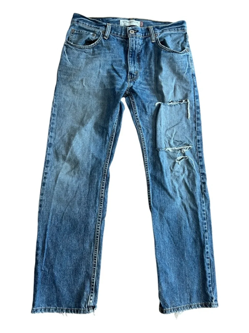 Levis straight leg